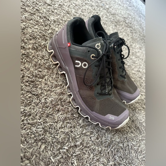 Women’s OnCloud Cloudventure Running Shoe Size W6 - Picture 3 of 15